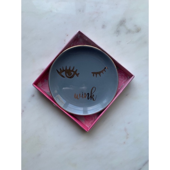 “Wink” Trinket Dish - Picture 2 of 4